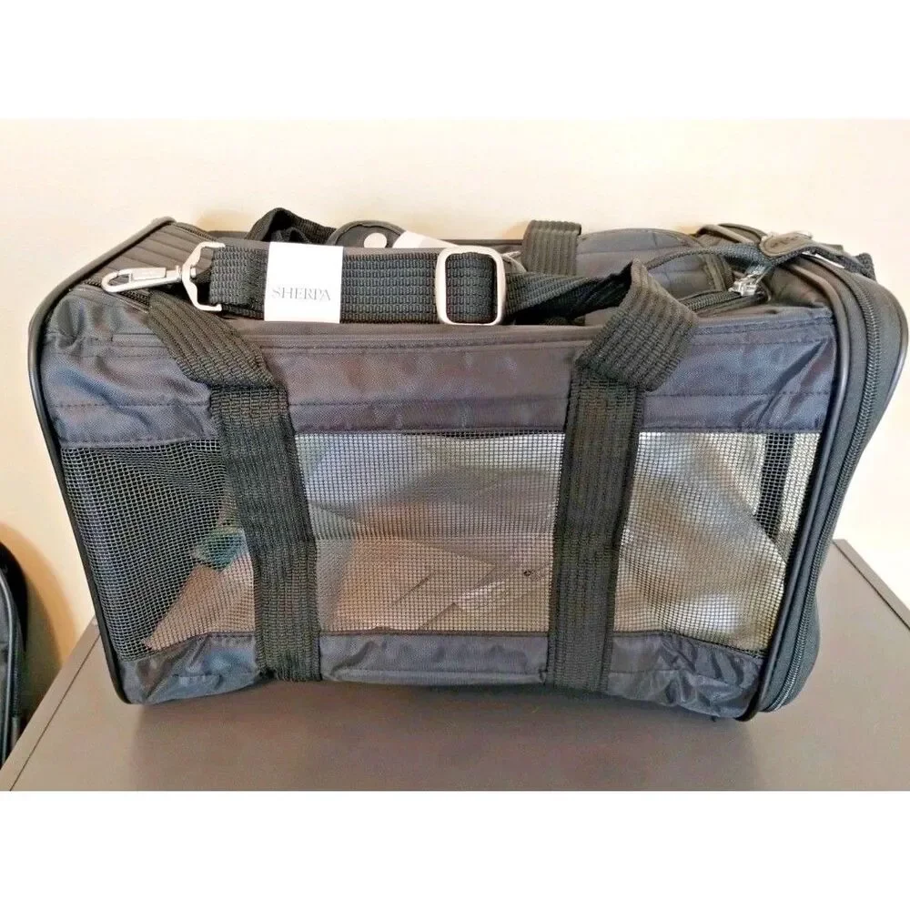 Sherpa Original Deluxe Travel Pet Carrier, Dog Cat Airline Approved Black Medium